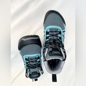 Xero Shoes DayLite Hiker Fusion in Blue and gray.